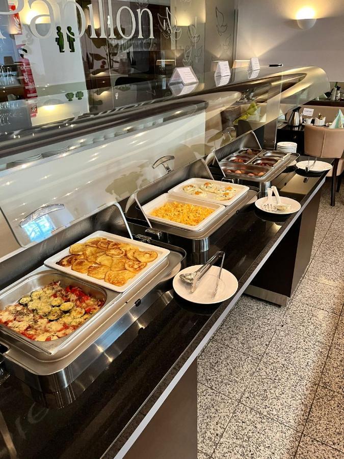 קמפן Boutique-Garni Hotel Papillon מראה חיצוני תמונה