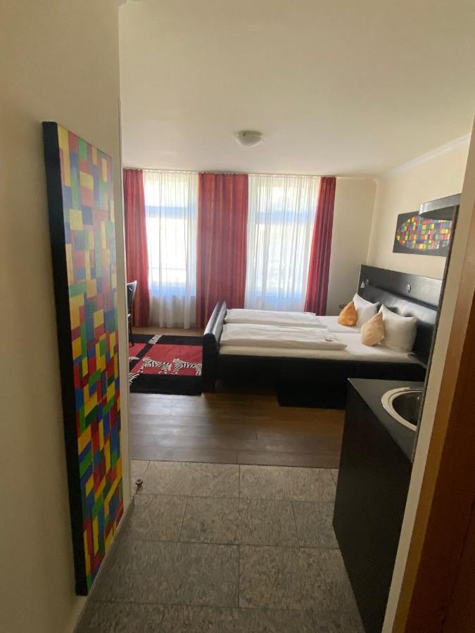 קמפן Boutique-Garni Hotel Papillon מראה חיצוני תמונה