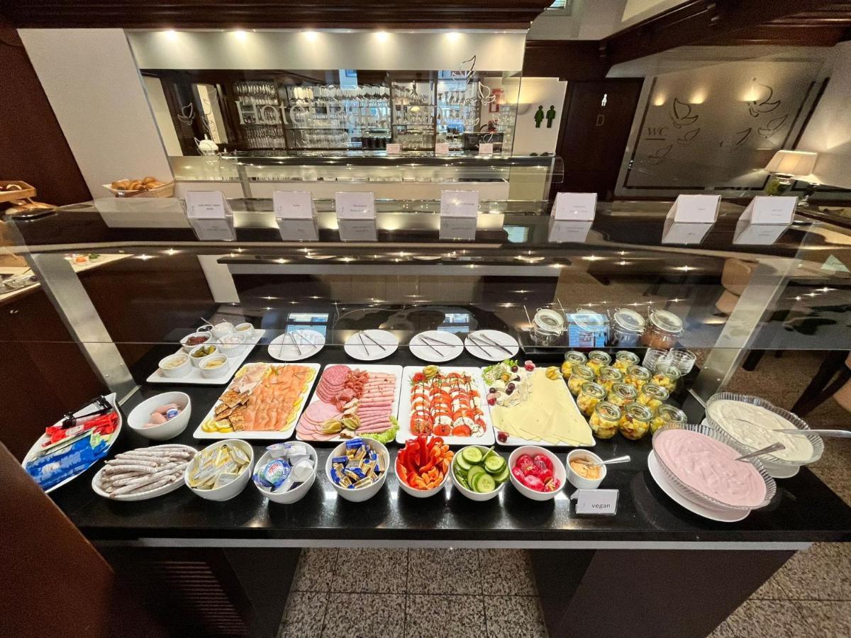 קמפן Boutique-Garni Hotel Papillon מראה חיצוני תמונה