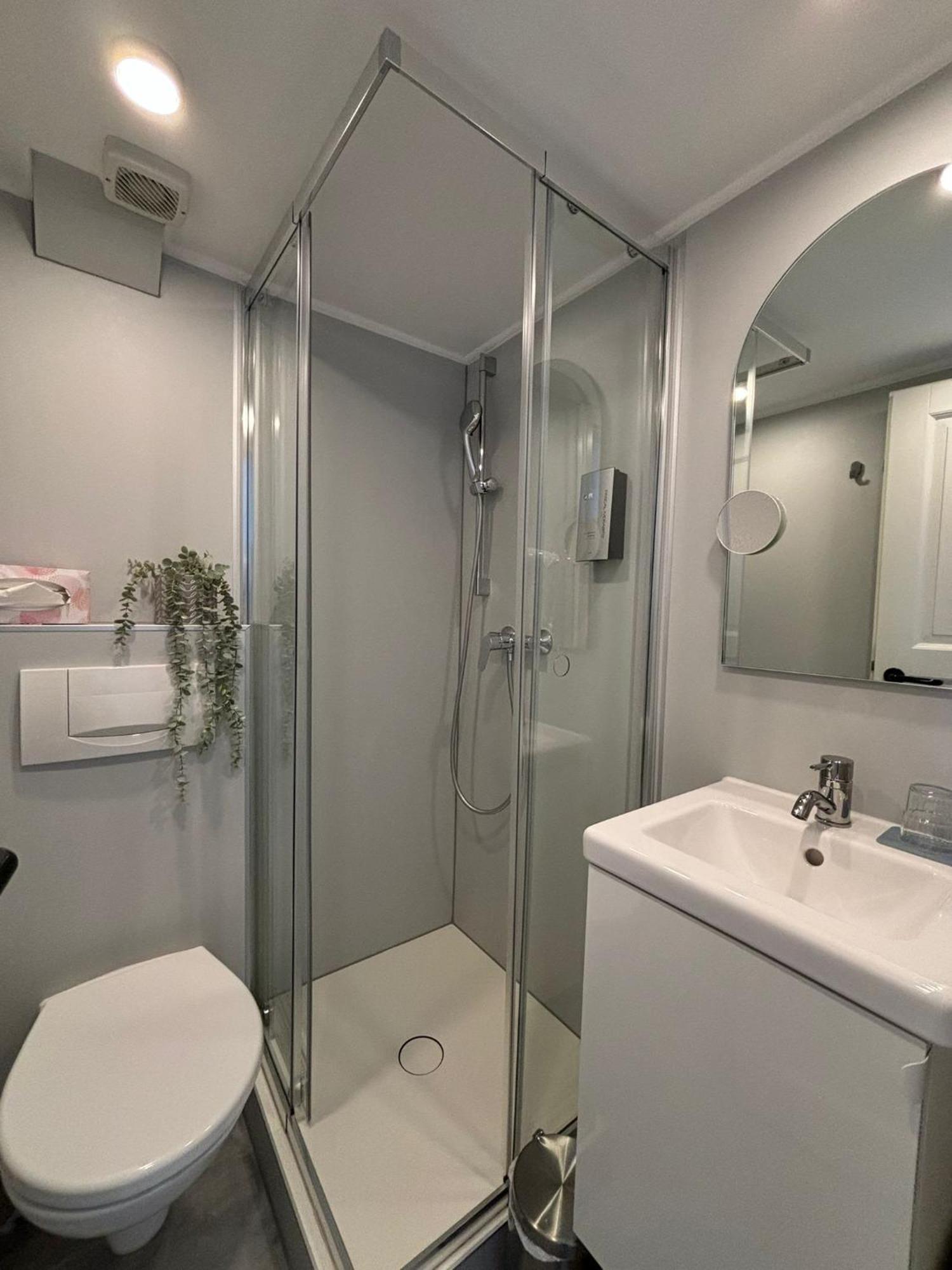 קמפן Boutique-Garni Hotel Papillon מראה חיצוני תמונה