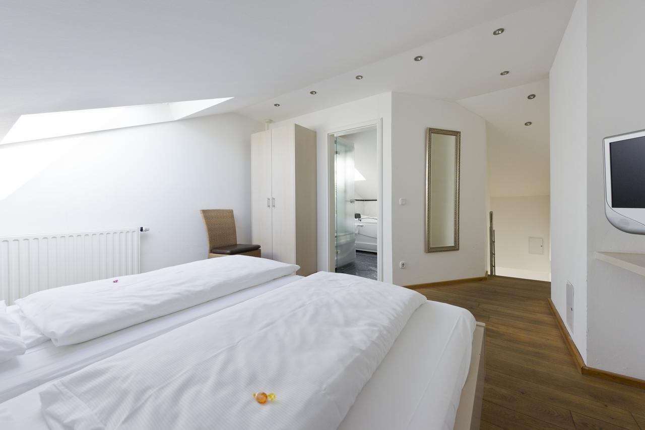 קמפן Boutique-Garni Hotel Papillon מראה חיצוני תמונה