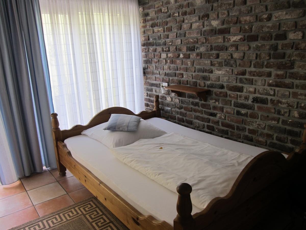 קמפן Boutique-Garni Hotel Papillon מראה חיצוני תמונה